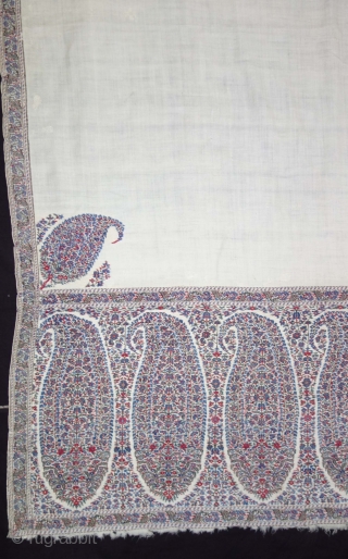 Highly Sikh Period Palledar Shawl of Kani Jamawar, From Kashmir, India. c.1820-1840. Its Size is 130cmx300cm (DSC08522).


                