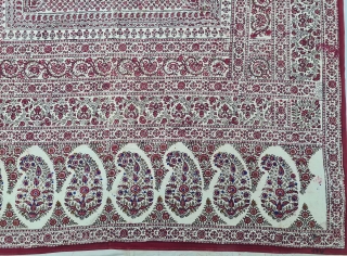 An Kalamkari Block Print And Hand-Drawn, Mordant- And Resist-Dyed Cotton, From Deccan Region of South India. India. 
c.1850-1870. 
Its size is 180cmX273cm(20211120_154850).           