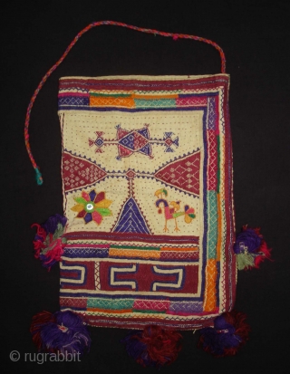 Embroidery Dowry Bag from Proper Chotila District of Saurashtra Gujarat India.Embroidery with wool on Cotton,From Rabari shepherd caste family.its size is 25cmX37cm(DSC03883 New).
          