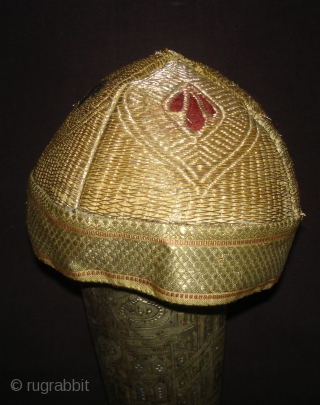 Hat Zari(Real)Embroidery,From Vohra-Muslim Group of Gujarat, India.Good Condition(DSC03632 New).                        