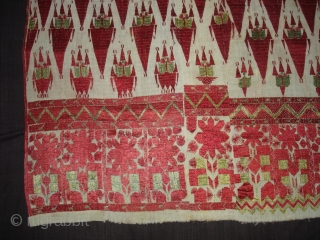 Khanjar Thirma Bagh,Its Phulkari From West(Pakistan)Punjab.India.Known As Khanjar thirma Bagh.C.1900. Its size is 105cmX260cm(DSC07148 New).
                  