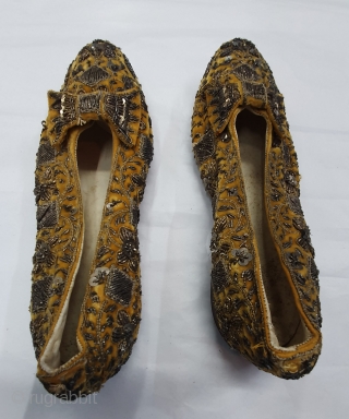 Pair of slippers for Women’s A Zardozi embroidery on the cotton Velvet. From Lucknow Uttar Pradesh India.C.1900 (20191204_154426).               