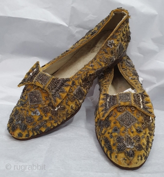 Pair of slippers for Women’s A Zardozi embroidery on the cotton Velvet. From Lucknow Uttar Pradesh India.C.1900 (20191204_154426).               