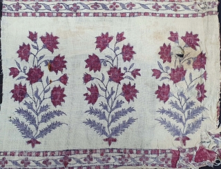 Fragment Of Indian Trade Kalamkari, Late 18th Century, Traded to South-East-Asian Market, Cotton Painted, Mordant-And Resist-Dye, From Gujarat India. India. Its size is 21cmX27cm ( 20201205_134928 ).      