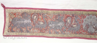 Pichwai Toran for the Gopashtami with Cow's and Peacock, Zardozi Embroidery on the Silk with Real Zari Thread (Real Silver) From Gujarat India. Late 19th Century. Its size 12cm x 72cm(DSC08596).


  