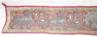 Pichwai Toran for the Gopashtami with Cow's and Peacock, Zardozi Embroidery on the Silk with Real Zari Thread (Real Silver) From Gujarat India. Late 19th Century. Its size 12cm x 72cm(DSC08596).


  