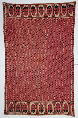 Abochhini Wedding Shawl (Women) from Sindh Region of Undivided India. India, Silk Embroidery on the Silk, 

c.1875-1900.

Its size is 130cmX205cm(20221209_140136).             