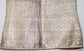 Boys Waistcoat(sadri or Jacket), Zari Brocade (Gold Plated Real Silver Threads) On Gajji-Silk,
Worn by Royal Vohra Muslims Community Of Sidhpur,Patan, Gujarat. India.

C.1875. 

L-54cm,W-38cm(DSC09622).          