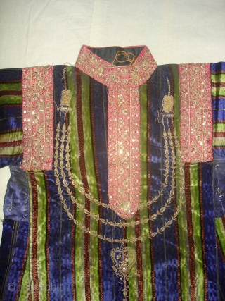 Velvet Dress From Nawab Family of Uttar Pradesh India.Condition is Good.(DSC09388)                      