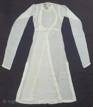 Angarkha(Coat) Very fine Muslin Cotton with Applied work, From Uttar Pradesh. North-India. India.C.1900.Worn by Royal Nawab Muslims Family Of Lucknow(20201226_145930).             