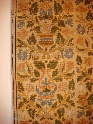 19th century Spanish Needlepoint carpet. Silk and wool. Size 150 x 90 cm                    