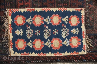 This is perhaps a Swedish textile, 70x44 cm. dating to late 19th. c. I bought it together with a late Scanian tapestry, It has linen warps and the colours looks organic. The  ...