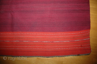 Old and very nice Aymara blanket, Bolivia or Peru, 133x110 cm.
Fine patina and good colours.
A few small repairs.
               