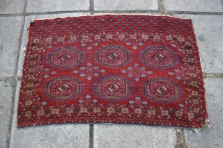 Very nice Tekke, thin and with a lot of knots, good colours, patina and it looks good too.
Pictures 3,4,5 and six taken in bright sunlight.        
