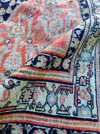 Antique Qashqai with silk weft / wool warp
Good condition
smooth and good shape

185x140cm
                     
