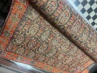 Antique mishan malayer 160x90cm.
End of 19th. Full pile. 
Great vegetable colors. Natural orange and pink dyes.
                 