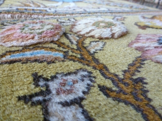 TABRIZ  76 X 40
With carved decoration circa 1930/1950
Price : 180€ shipping included
                    