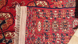 Antique Tekke 165 X 128, soft wool, perfect pile. 
Contact via WhatsApp : +33 (0) 614362146                 