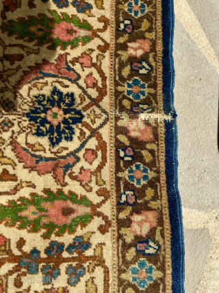 Sivas circa 1900 Good pile.
Contact via WhatsApp : +33 (0) 614362146                      