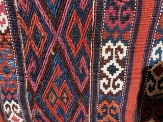 Flaweave, east  Anatolia, probably kurde, 93 x 70.
Price upon request
                      