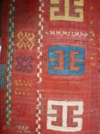 Flat weaving Azeri, 19th century, 170 x 73.
Price upon request.
                       