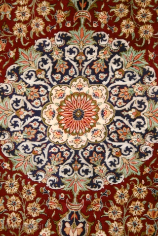 A silk on silk Qum rug of high quality, a collectors piece. 2.10 x 1.35 (6' 10" x 4' 6")             