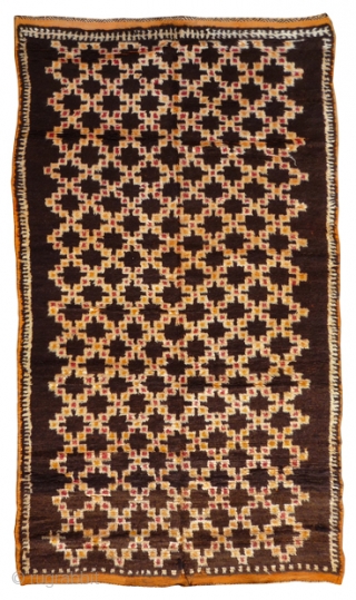 http://oldorientalcarpet.com/Morocco_3.html                                