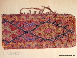 MOROCCAN BERBER TENT BAG. Known as "Anoual", this type of piled bag acts as a cushion or pillow and is usally part of a dowry. It is an old example in remarkably  ...