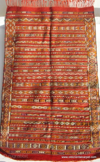 MOROCCAN BERBER MIDDLE ATLAS KILIM / FLAT WEAVE from the region of Zeymour in the western Middle Atlas. The piece is about 30-40 years old and in excellent condition. It is finely  ...