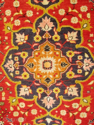 OLD TURKISH VILLAGE RUG FROM THE REGION OF KAYSERI IN EASTERN ANATOLIA (ASIATIC TURKEY). The rug is in excellent condition with full unblemished pile and rich glowing colours. The whole rug is  ...