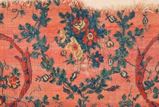 Late 18th Century Persian Bidjar Rug Fragment Size 89 x 131 cm                     