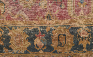 17th Century Isfahan Fragment size 130x165 Cm                          