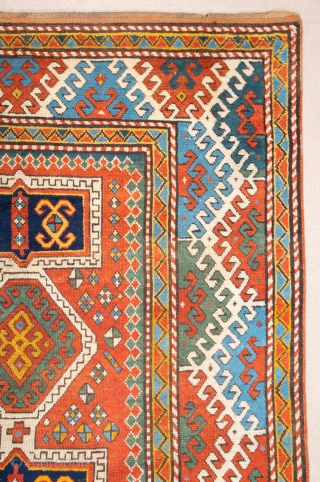 Middle of 19th Century Caucasian Bordjalou Rug ıt's in very good condition has good high please on it.Size 160 x 205 cm           