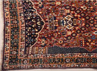 Persian Qashqai Kashkuli Rug circa 1920s size 137 x 250 cm It's in perfect condition and untouched original one.
              