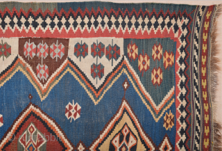 Lovely 19th Century Qashqai Kilim Size 160 x 206 cm*                       