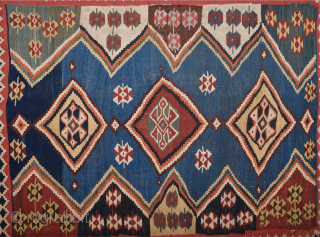 Lovely 19th Century Qashqai Kilim Size 160 x 206 cm*                       