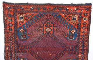 Circa 1800s Anatolian Bergama Probably Yüncü Area Unusual Rug.It's in Good Condition And Has Good Pile Need Some Small Work or Keep As It Is.Size 128 x 131 Cm    