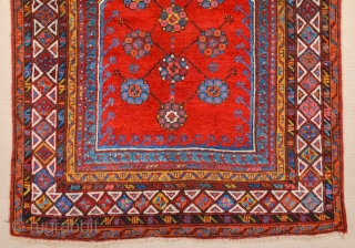 Circa 1800s Early example of Central anatolian Konya Prayer Rug.It's in perfect condition all sides, ends and all knots are original untouched.It has great colors.Size 113 x 153 cm    