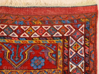 Circa 1800s Early example of Central anatolian Konya Prayer Rug.It's in perfect condition all sides, ends and all knots are original untouched.It has great colors.Size 113 x 153 cm    