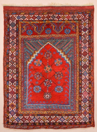 Circa 1800s Early example of Central anatolian Konya Prayer Rug.It's in perfect condition all sides, ends and all knots are original untouched.It has great colors.Size 113 x 153 cm    