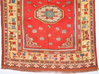 Early 18th Century Anatolian Mihaliç Prayer Rug Size 100 x 140 cm                     