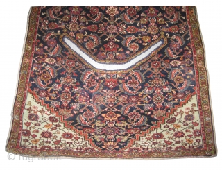 Horse cover Farahan Persian circa 1890 antique. Collector's item. Size: 100 x 88 (cm) 3' 3" x 2' 11"  carpet ID: K-4054
The horse cover is very fine knotted and, high pile,  ...