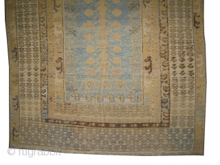 Kula prayer Anatolian circa 18th century antique. Collector's item, Size: 150 x 106 (cm) 4' 11" x 3' 6"  carpet ID: K-5263
The black color is oxidized, the knots are hand spun  ...