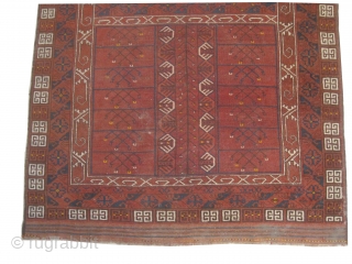 
Engsi Afghan, old, 191 x 138 (cm) 6' 3" x 4' 6"  carpet ID: HGW-4
Both edges are finished with kilim, the shirazi borders are woven on two lines with goat hair,  ...