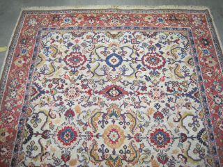 Mahal Persian, knotted circa 1915 antique, 220 x 320 cm, ID: MHR-3
Allover design, ivory background, thick pile, in perfect condition.             