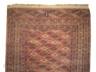 	

Yemouth Turkmen circa 1900 antique Size: 168 x 105 (cm) 5' 6" x 3' 5"  carpet ID: JR-2
The background color is rust-brick with abrashes, the two edges are finished with 4cm  ...