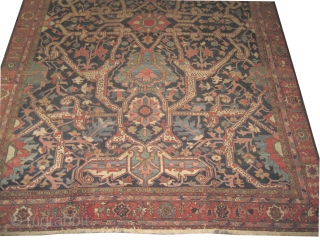 Bakshaïsh Heriz Persian circa 1900 antique. Size: 452 x 316 (cm) 14' 10" x 10' 4"  carpet ID: P-1928
Knotted with Senneh knots, the background color is indigo, the surrounded large border  ...