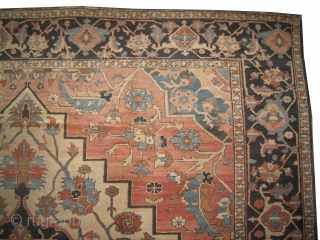 Serapi Heriz Persian circa 1895 antique. Collector's item, Size: 560 x 360 (cm) 18' 4" x 11' 10"  carpet ID: P-1875
High pile, good condition, the background color is ivory, the center  ...