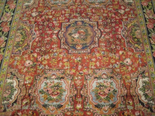Paradoumbe Baktiar Persian circa 1920 semi antique. Size: 465 x 322 (cm) 15' 3" x 10' 7"  carpet ID: P-3610
The two edges are finished with 2cm kilim and part is knotted,  ...