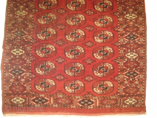 Tekke Boukhara Turkmen, knotted circa in 1890 antique. 96 x 122 cm, carpet ID: DD-27
The black color is oxidized, in good condition except the border side to be stitched.    